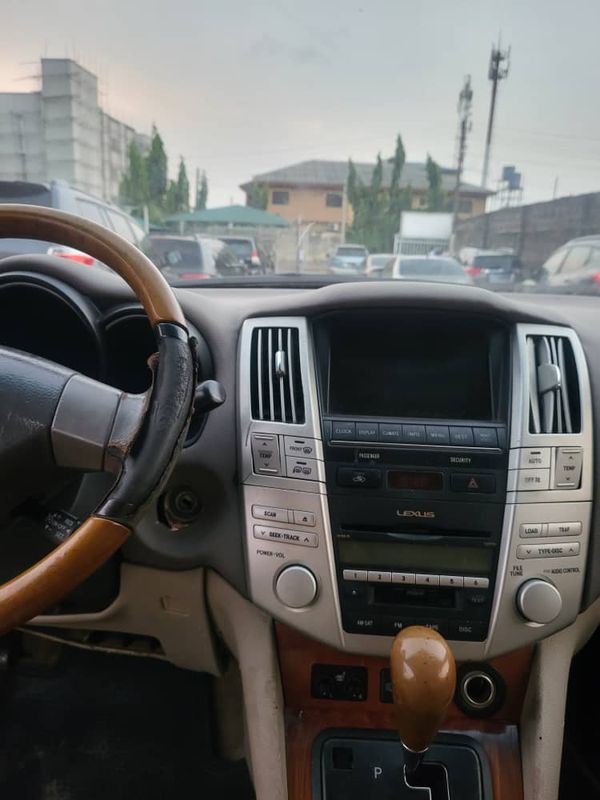 Thumbnail 3 of 2005 Lexus RX